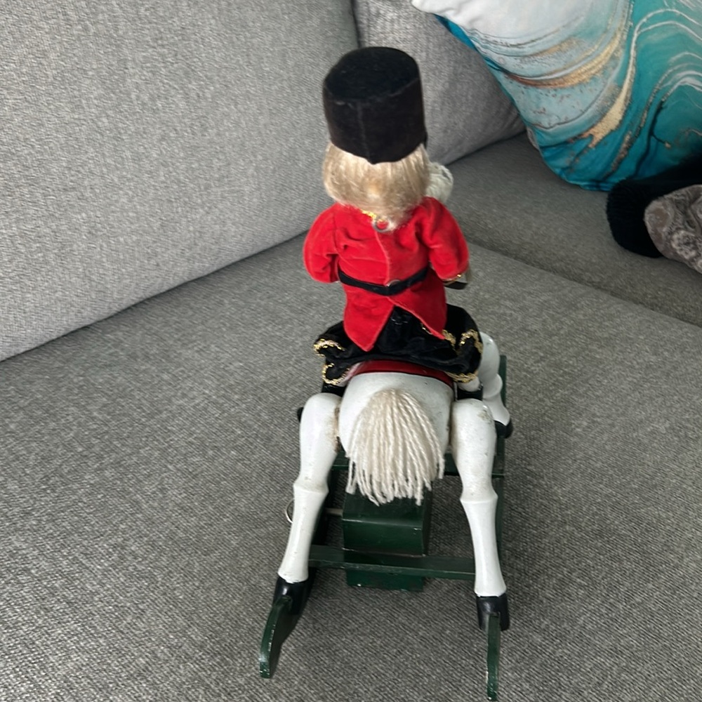Enesco Musical Rocking Horse - Picture 5 of 9